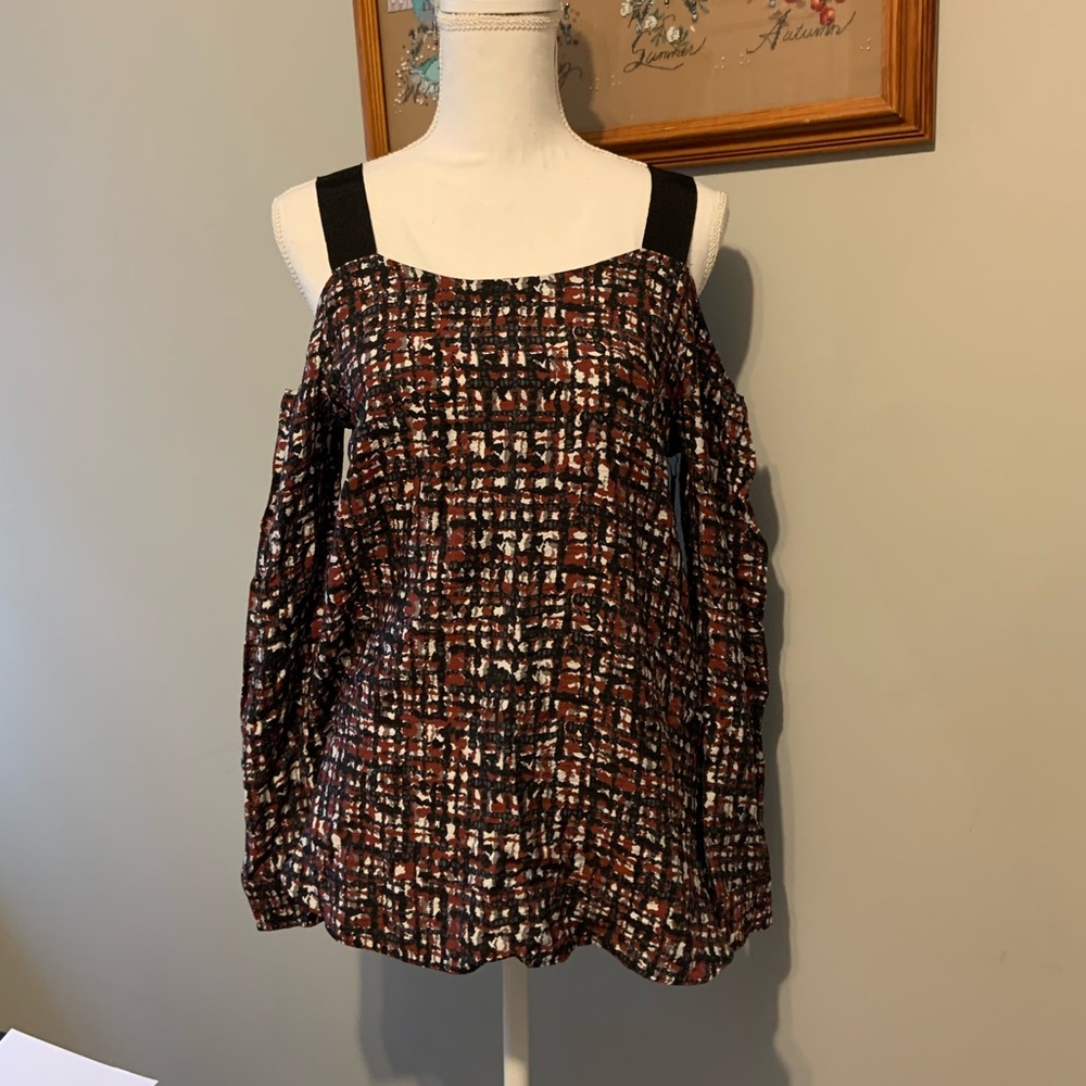 Simply Vera Vera Wang cold-shoulder top